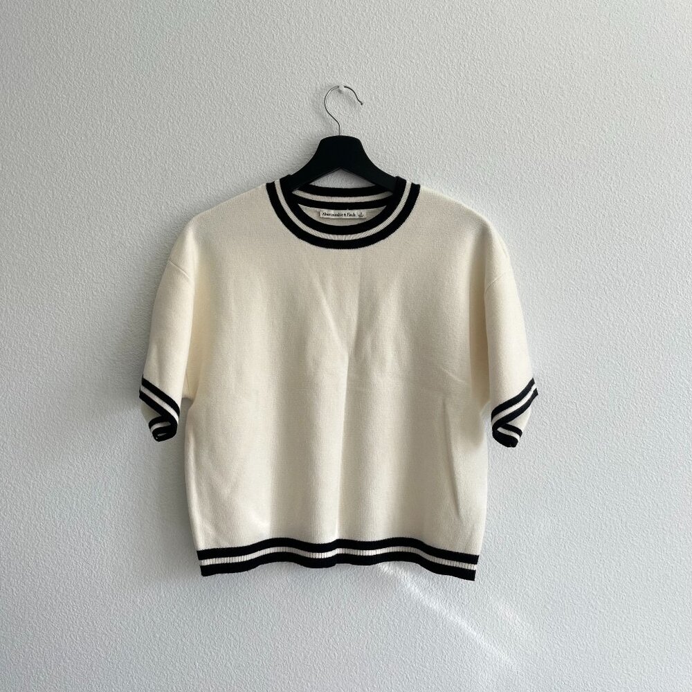 Abercrombie & Fitch LuxeLoft Cropped Sweater Tee White Black S